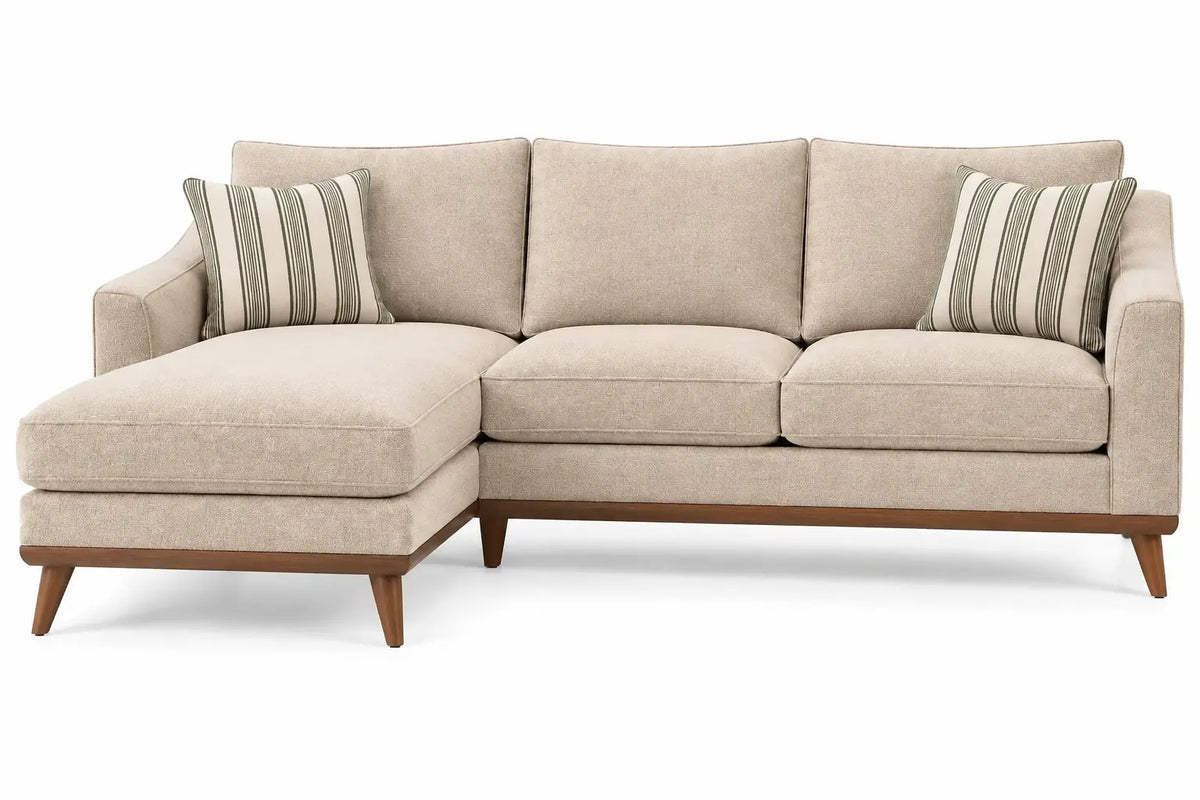 Canapé d'angle beige à méridienne et pieds marron